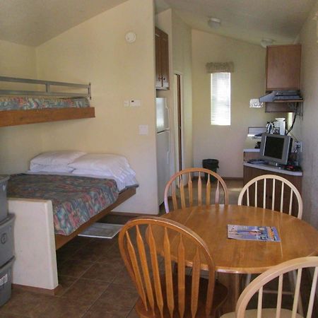 Rancho Oso Rv & Camping Resort ゴリータ エクステリア 写真
